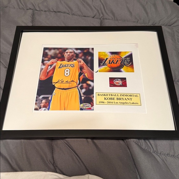 Lakers Kobe Bryant autographed photo - Picture 1 of 1